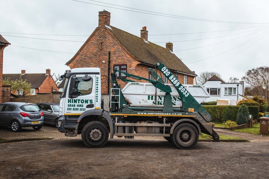 Hinton's Waste skip delivery in Purley